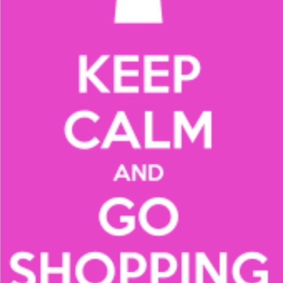 Hi! I’m Danielle! 🩷for live show notifications! - Picture 6 of 10